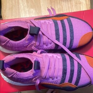Adidas men’s ' Purple and Orange Sneakers